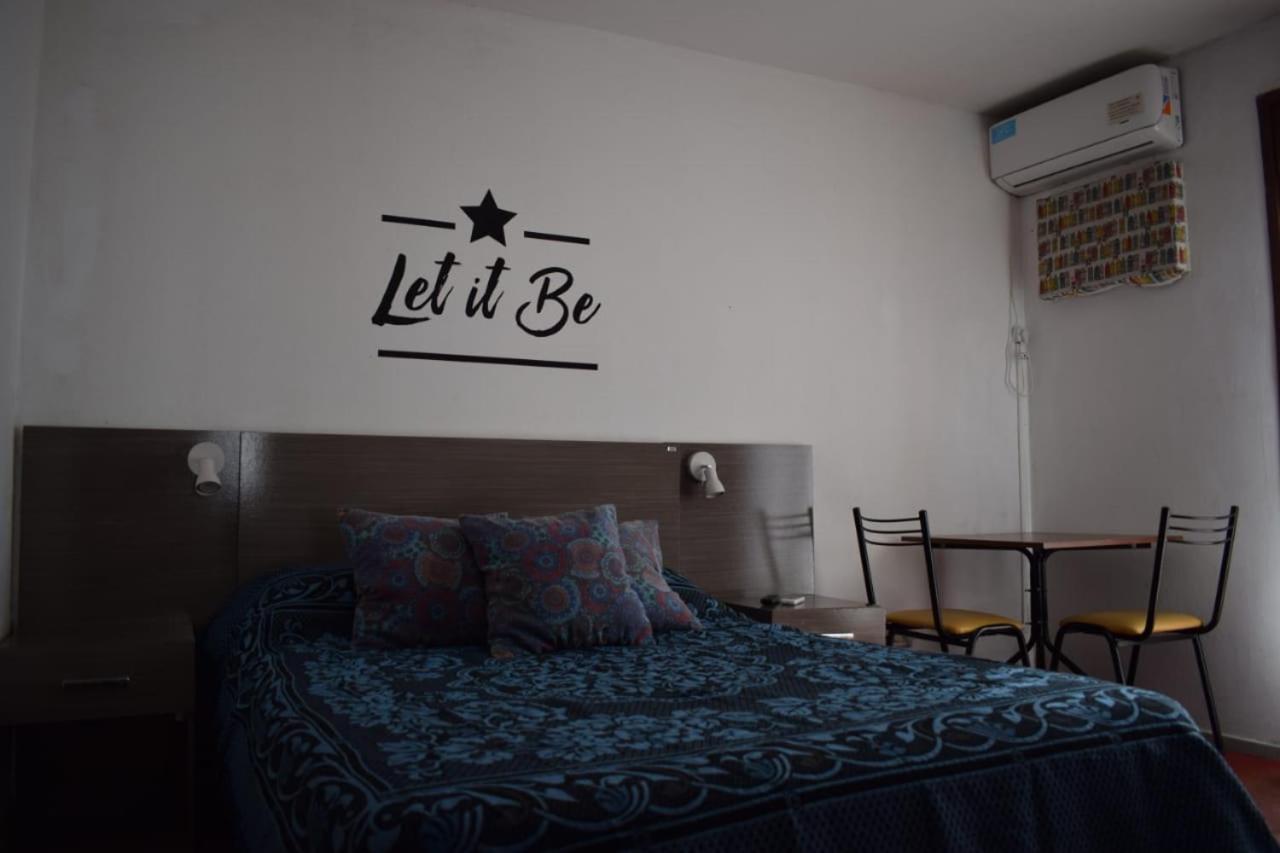 D'Charruas Hostel กองกอร์เดีย ภายนอก รูปภาพ